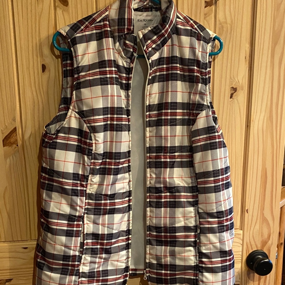 Kim Rogers Plaid Puffer Vest in Red and White